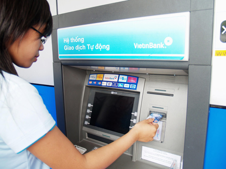 Hạn mức rút tiền mặt trong ngày tại máy ATM.