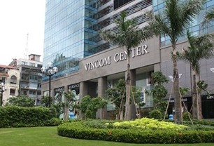 Vincom-Center-B-khuyen-mai-voi-the-Eximbank-MasterCard