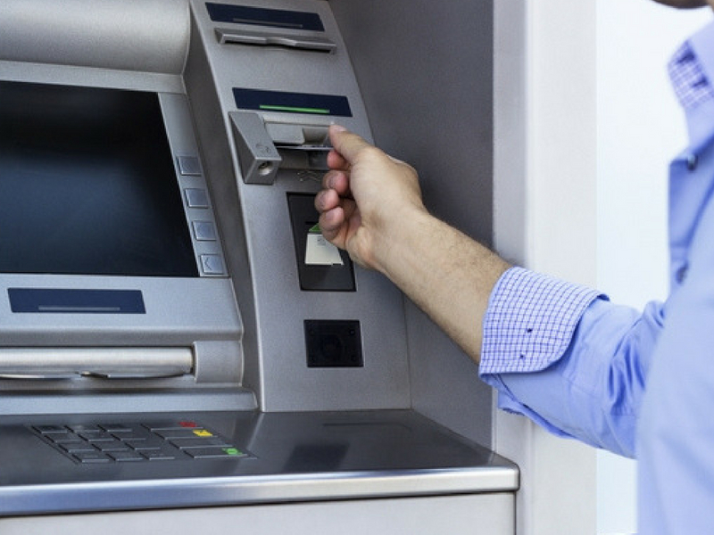 Thủ tục lấy lại thẻ ATM bị nuốt